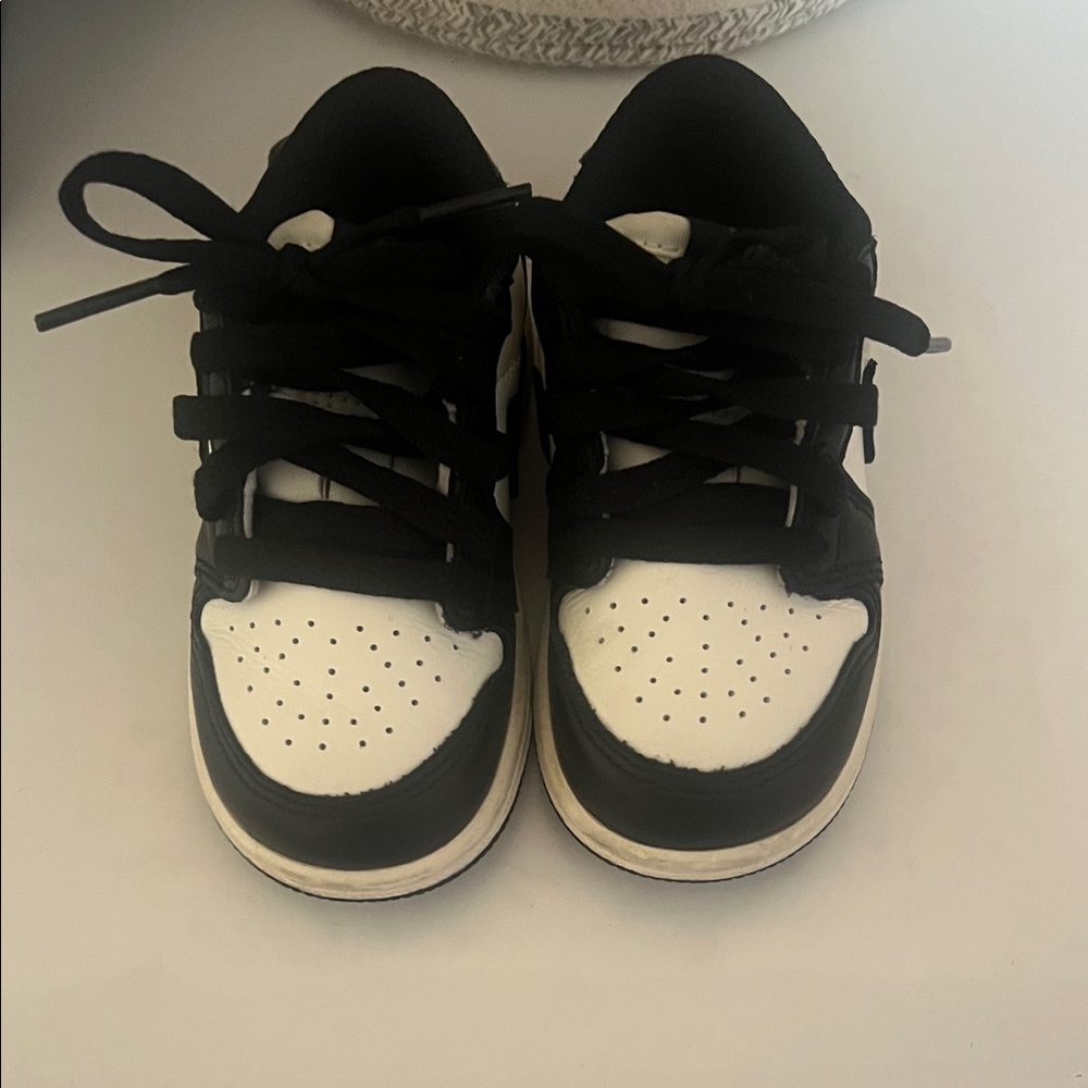 Toddler Jordan 1 low